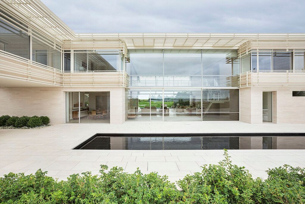 Hamptons Residence – Meadow Lane - New York Residence Pic 1